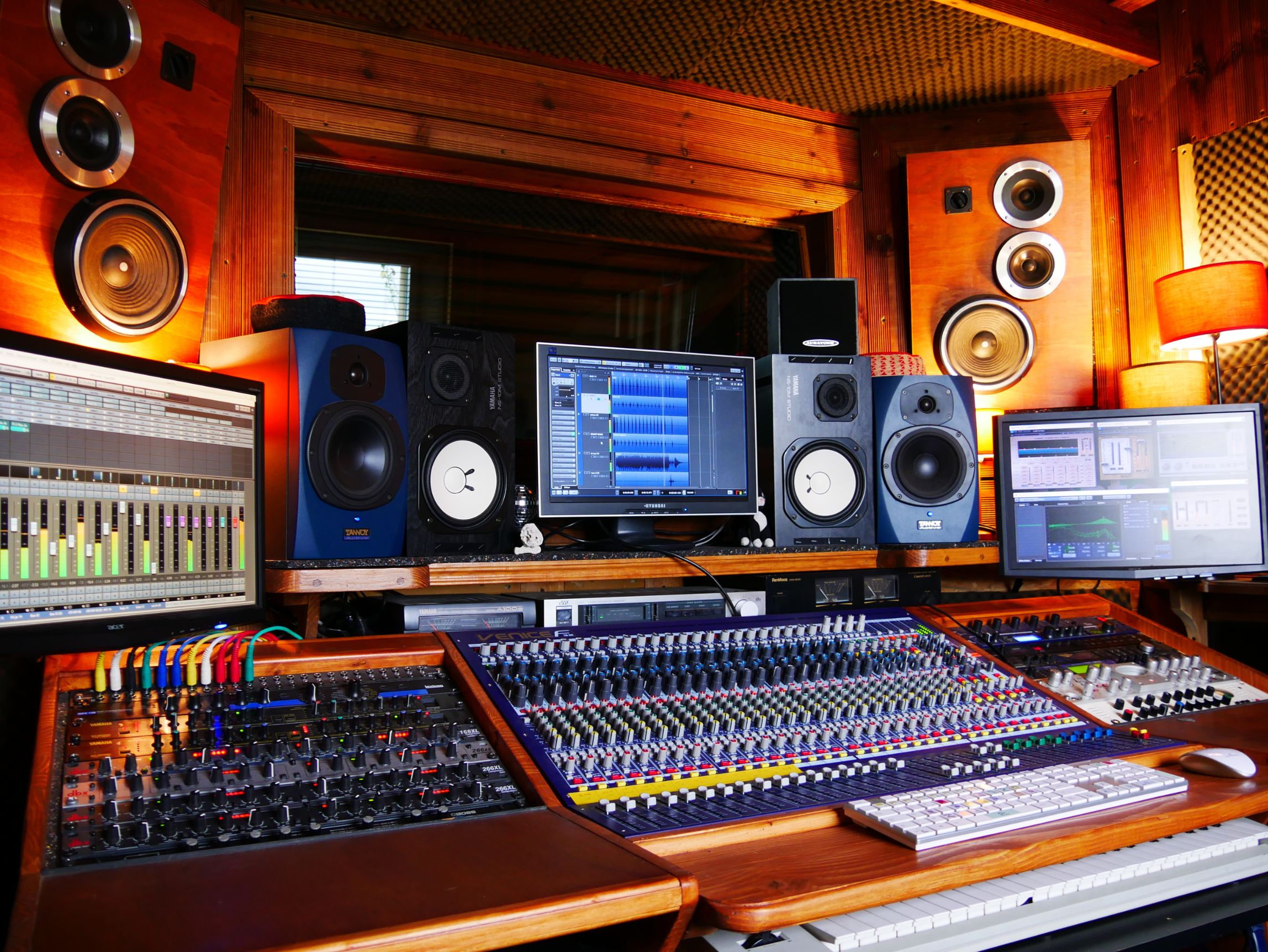How Hype and Metrics Are Replacing Real Music Discovery How Hype and Metrics Are Replacing Real Music Discovery